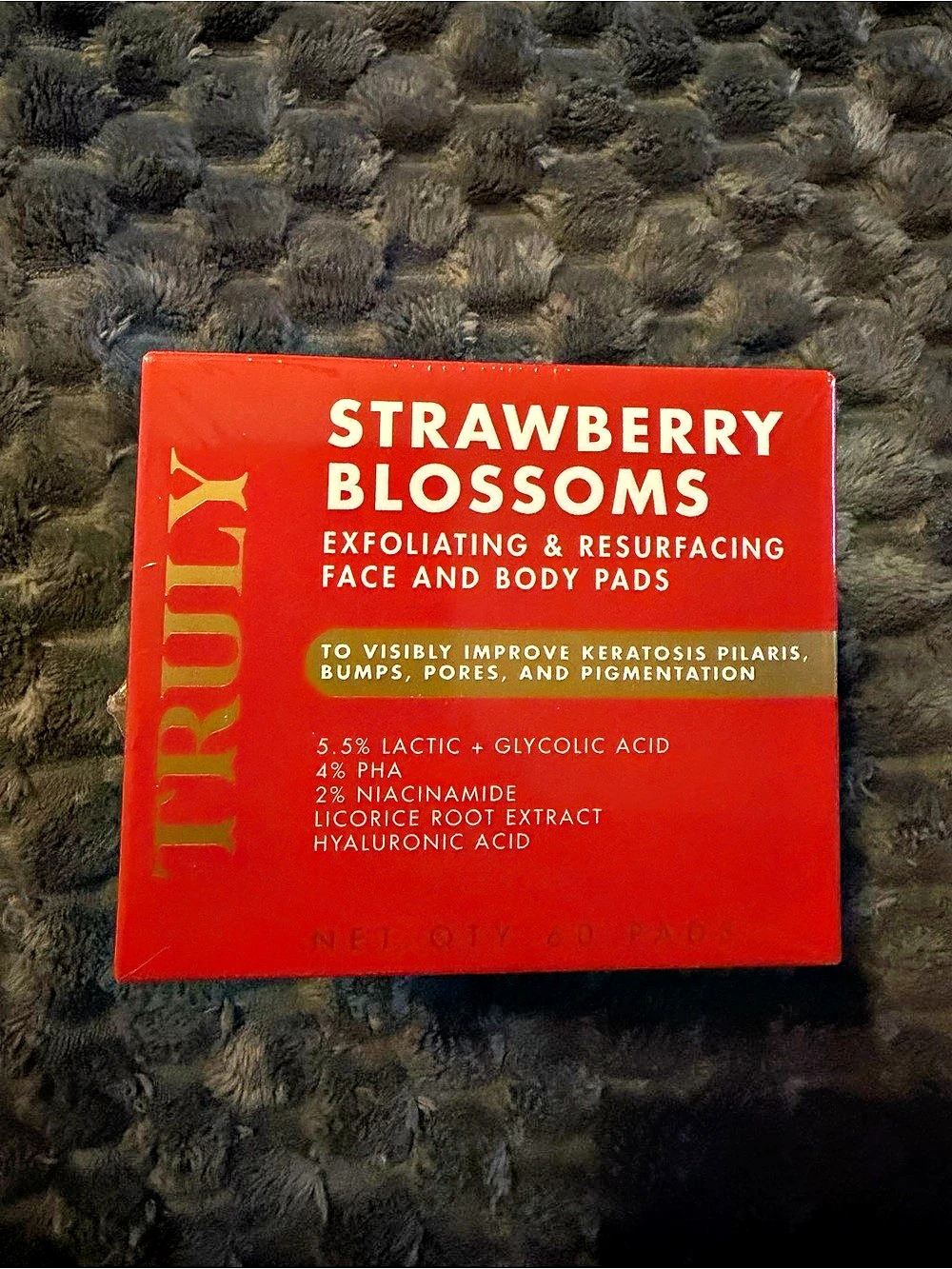 Truly Strawberry Blossoms Exfoliating & Resurfacing Face and Body Pads